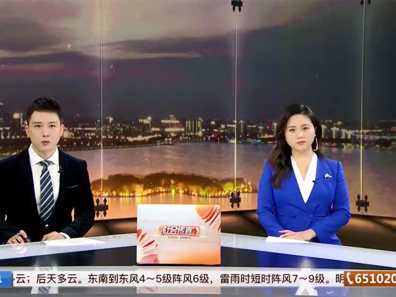 52岁超高龄孕妈生下龙凤胎