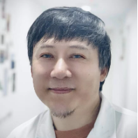 侯建华