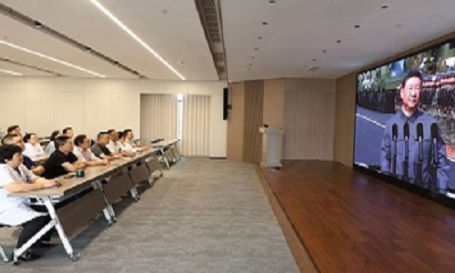 凝聚爱国情怀 激发奋进力量