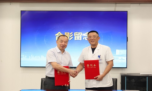 再携手 共筑“光明”未来